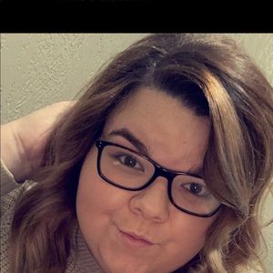 Meet your Posher, Kaylee